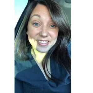 Meet your Posher, Dee dee